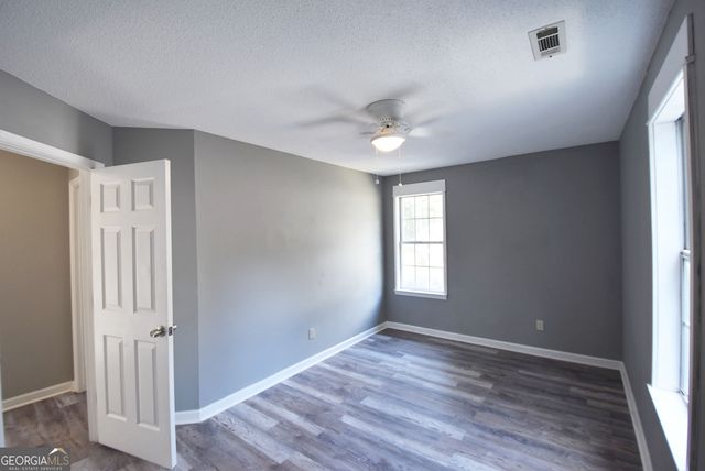 700 S Fairfield Drive, Peachtree City, GA 30269