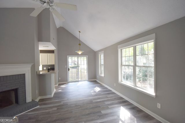 700 S Fairfield Drive, Peachtree City, GA 30269