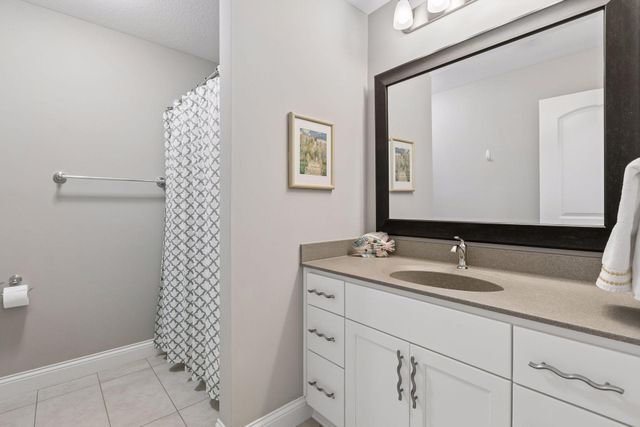 4520 Zircon Lane N, Plymouth, MN 55446