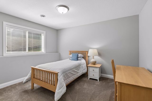 4520 Zircon Lane N, Plymouth, MN 55446