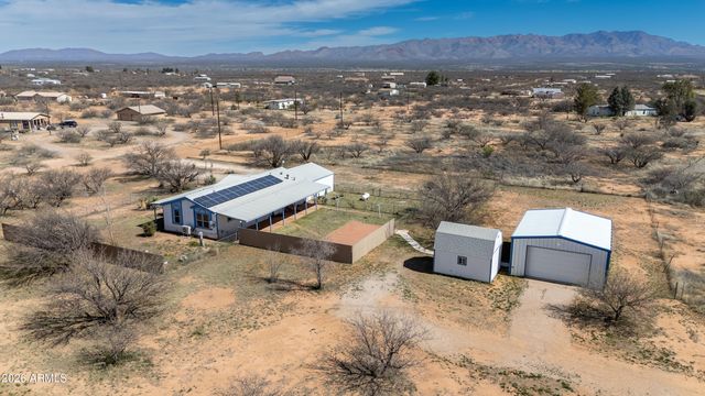 9610 E COYOTE Trail, Hereford, AZ 85615