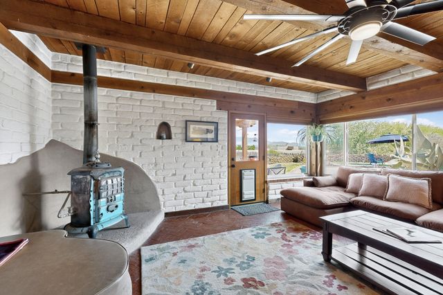 159 El Rey Drive, Corrales, NM 87048