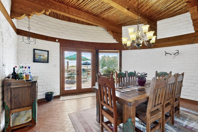 159 El Rey Drive, Corrales, NM 87048