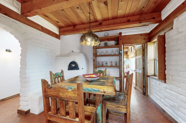 159 El Rey Drive, Corrales, NM 87048