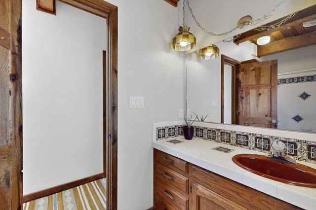 159 El Rey Drive, Corrales, NM 87048