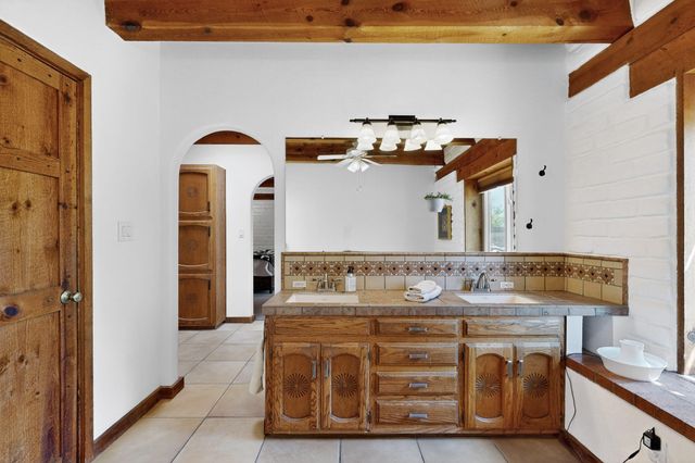 159 El Rey Drive, Corrales, NM 87048