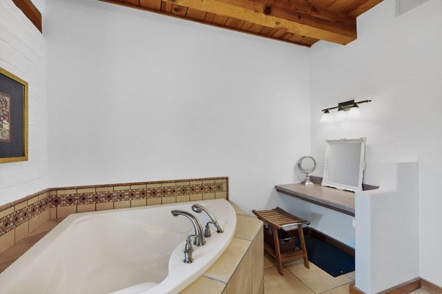 159 El Rey Drive, Corrales, NM 87048