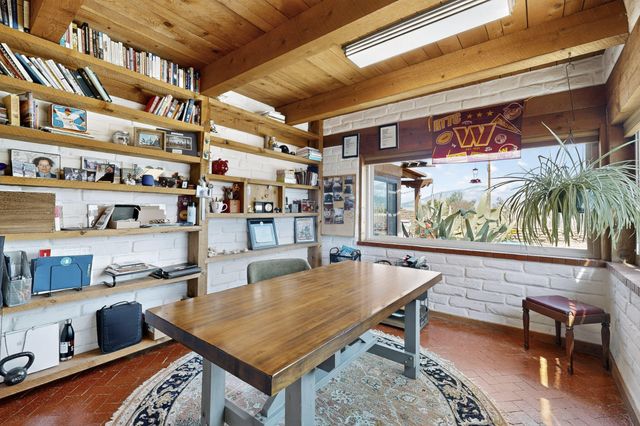 159 El Rey Drive, Corrales, NM 87048