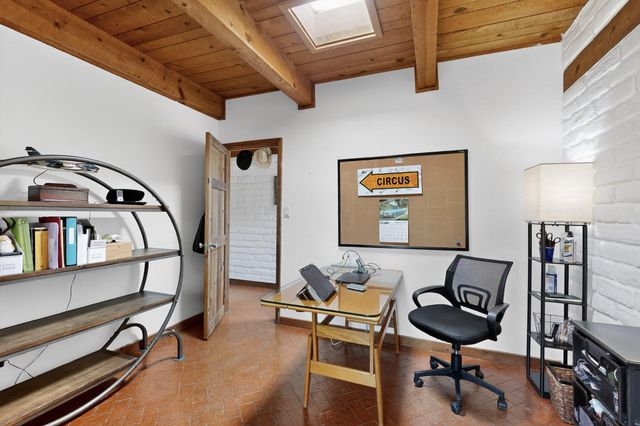 159 El Rey Drive, Corrales, NM 87048