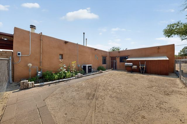 159 El Rey Drive, Corrales, NM 87048