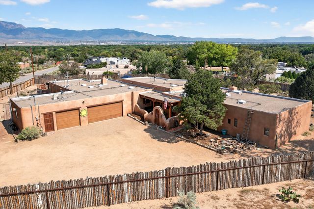 159 El Rey Drive, Corrales, NM 87048