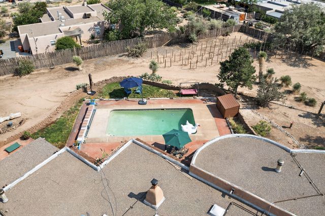 159 El Rey Drive, Corrales, NM 87048