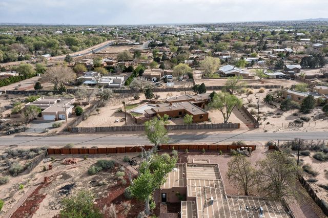 159 El Rey Drive, Corrales, NM 87048