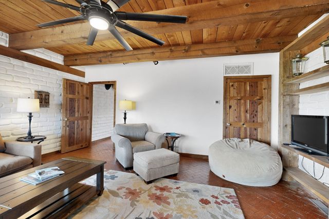 159 El Rey Drive, Corrales, NM 87048