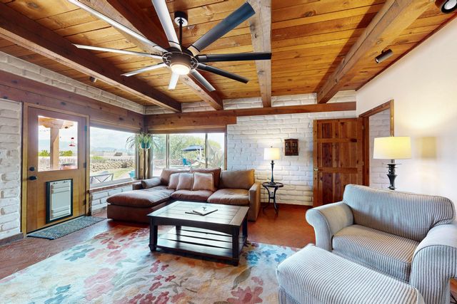 159 El Rey Drive, Corrales, NM 87048