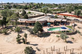 159 El Rey Drive, Corrales, NM 87048
