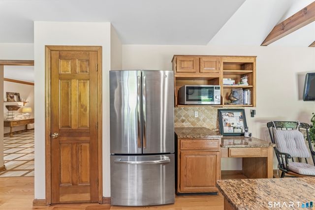 16 Palestine Road, Newtown, CT 06470