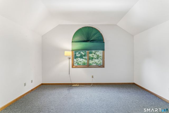 16 Palestine Road, Newtown, CT 06470