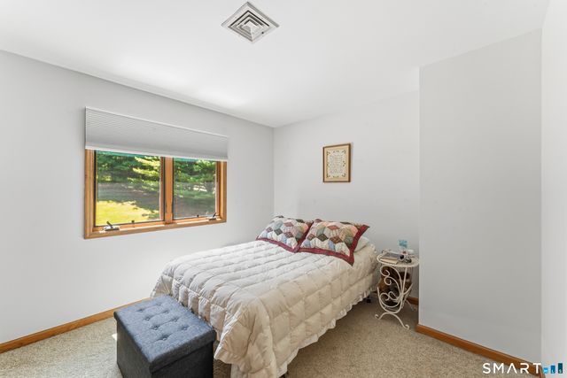 16 Palestine Road, Newtown, CT 06470