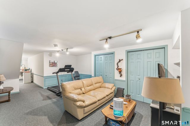 16 Palestine Road, Newtown, CT 06470