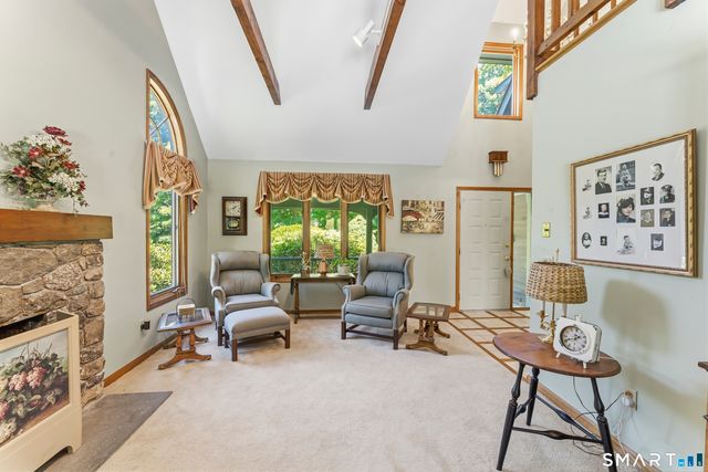 16 Palestine Road, Newtown, CT 06470
