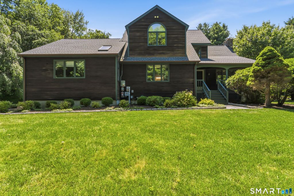 16 Palestine Road, Newtown, CT 06470