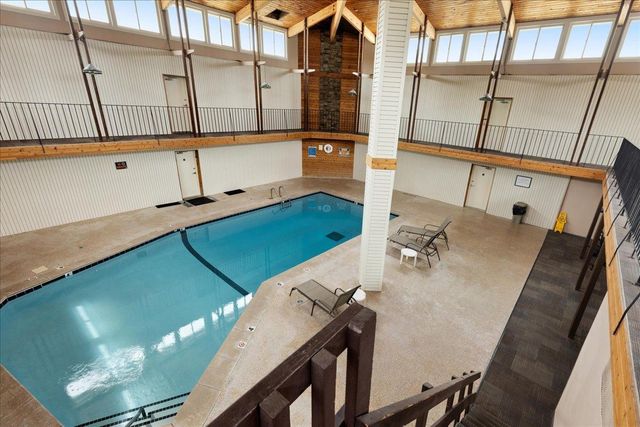2011 E 122nd Street D11, Burnsville, MN 55337