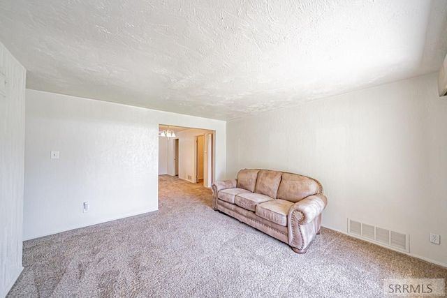 1005 Syringa Drive, Idaho Falls, ID 83401