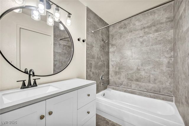 4300 North Lamont Street 234, Las Vegas, NV 89115