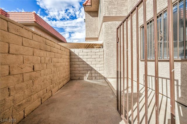 4300 North Lamont Street 234, Las Vegas, NV 89115