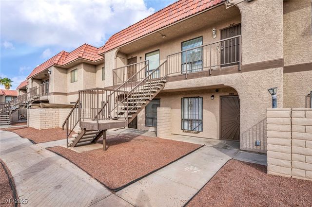 4300 North Lamont Street 234, Las Vegas, NV 89115
