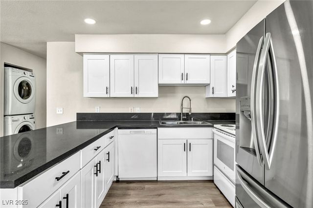 4300 North Lamont Street 234, Las Vegas, NV 89115