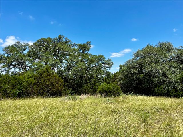 831 Hidden Creek DR, Dripping Springs, TX 78620