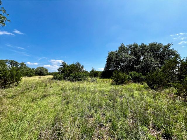 831 Hidden Creek DR, Dripping Springs, TX 78620