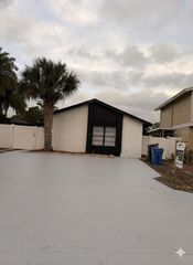 10507 PARKCREST DRIVE, Tampa, FL 33624