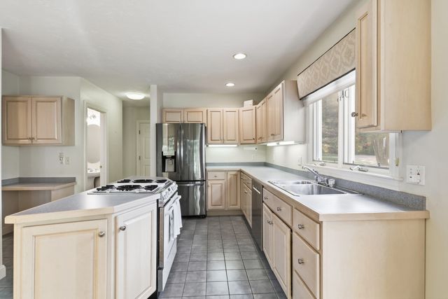 14 Windingwood Ln 14, Acton, MA 01720