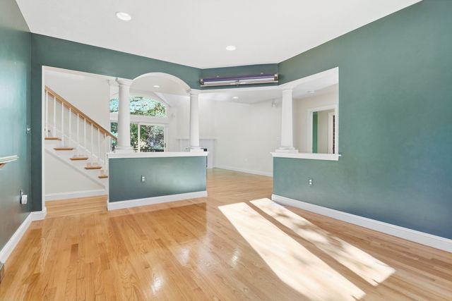 14 Windingwood Ln 14, Acton, MA 01720
