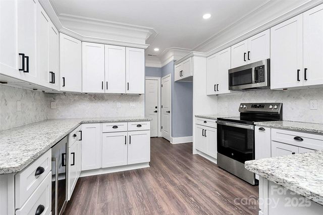 6519 Pargo Road, Charlotte, NC 28216