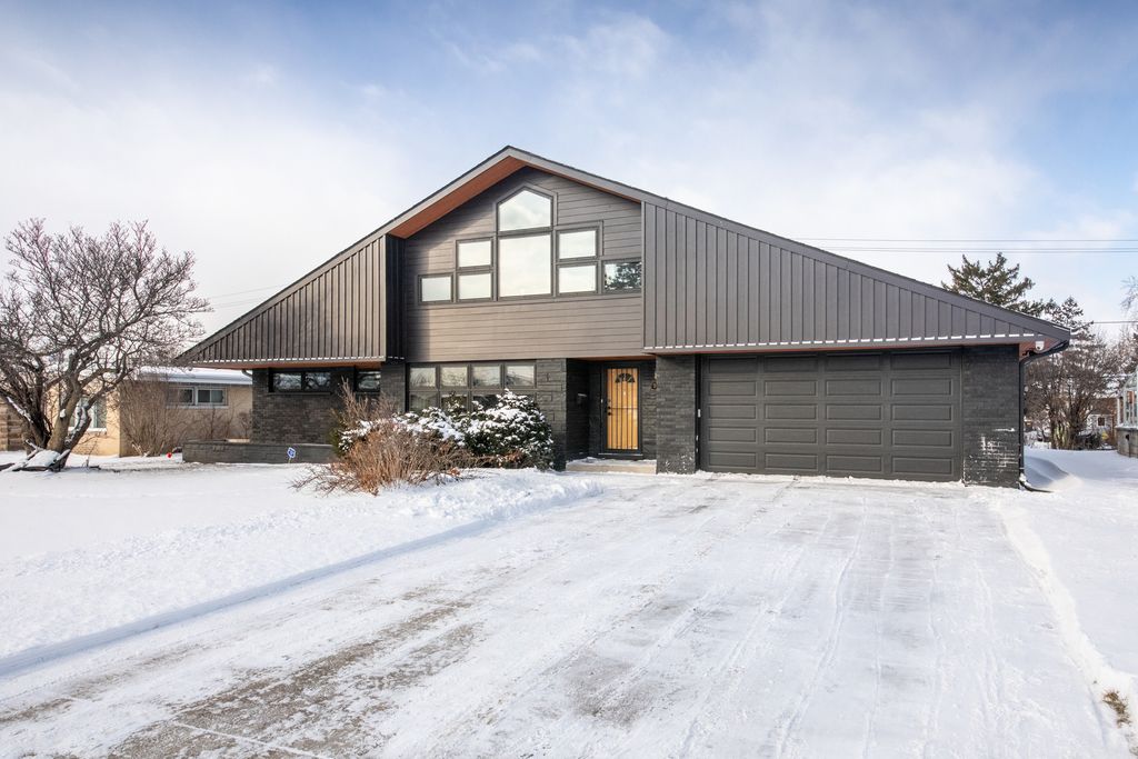 5628 N Redwood Drive, Norwood Park, IL 60631