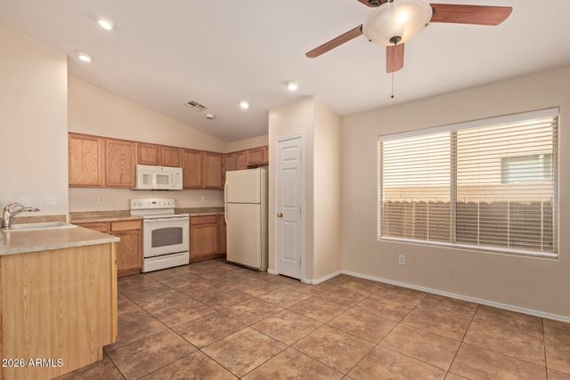 45652 W WINDMILL Drive, Maricopa, AZ 85139