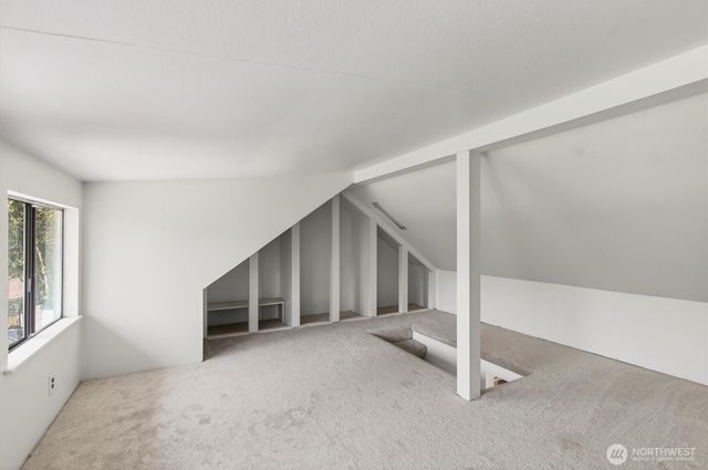 865 E Valley Road, Skamokawa, WA 98647