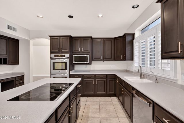 4507 E OLIVE Avenue, Gilbert, AZ 85234