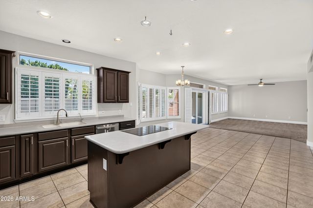 4507 E OLIVE Avenue, Gilbert, AZ 85234