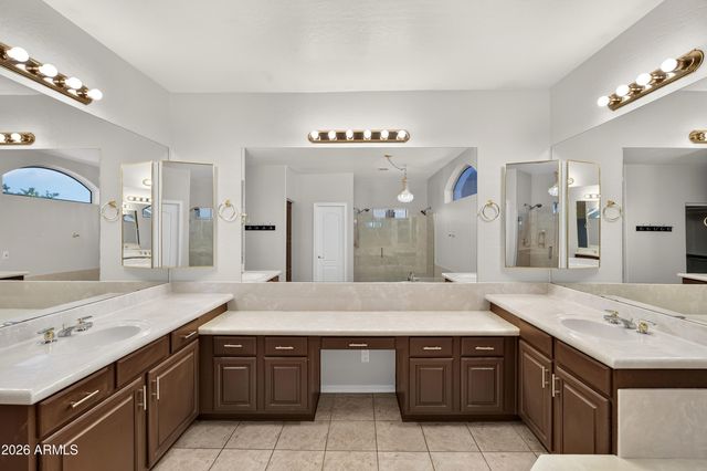 4507 E OLIVE Avenue, Gilbert, AZ 85234