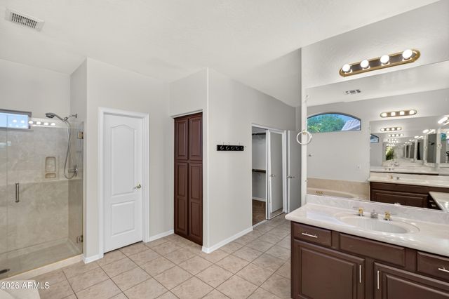 4507 E OLIVE Avenue, Gilbert, AZ 85234