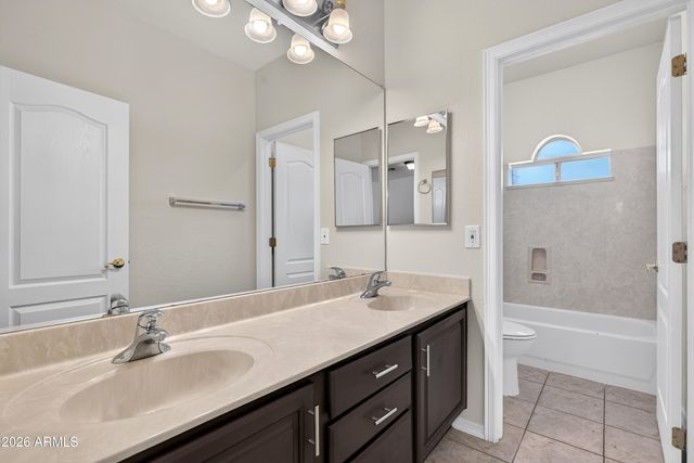 4507 E OLIVE Avenue, Gilbert, AZ 85234