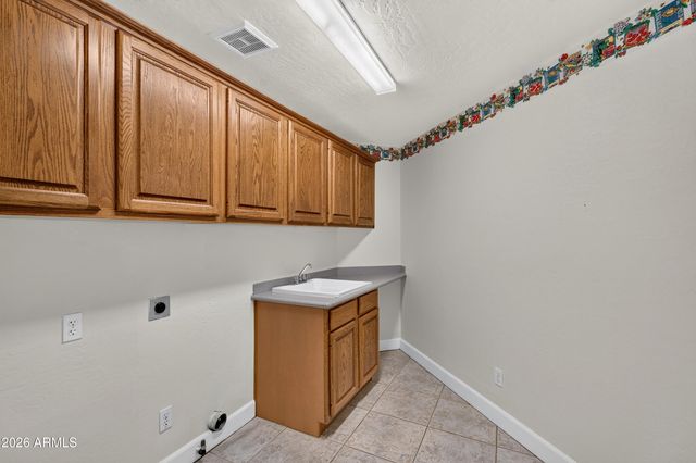 4507 E OLIVE Avenue, Gilbert, AZ 85234