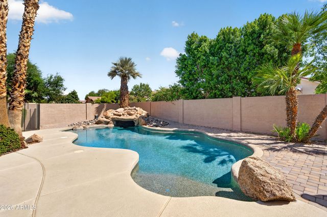 4507 E OLIVE Avenue, Gilbert, AZ 85234