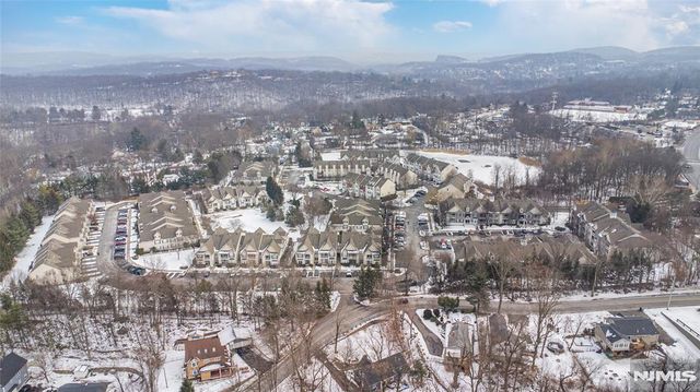 454 Cambridge Drive, Butler Borough, NJ 07405