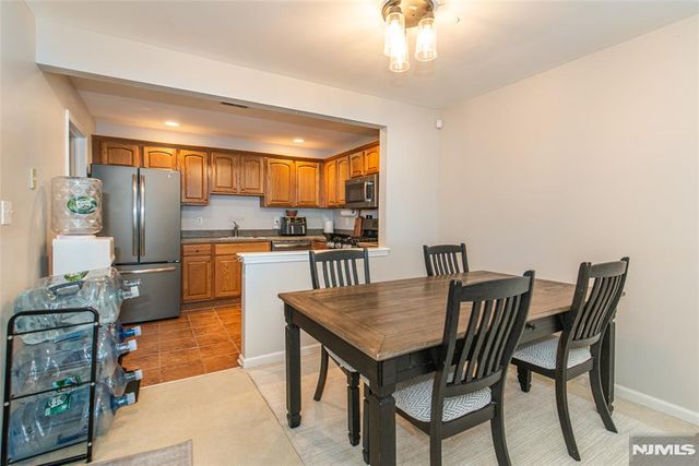 454 Cambridge Drive, Butler Borough, NJ 07405